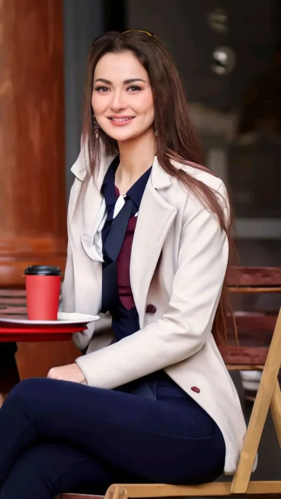 hania aamir height