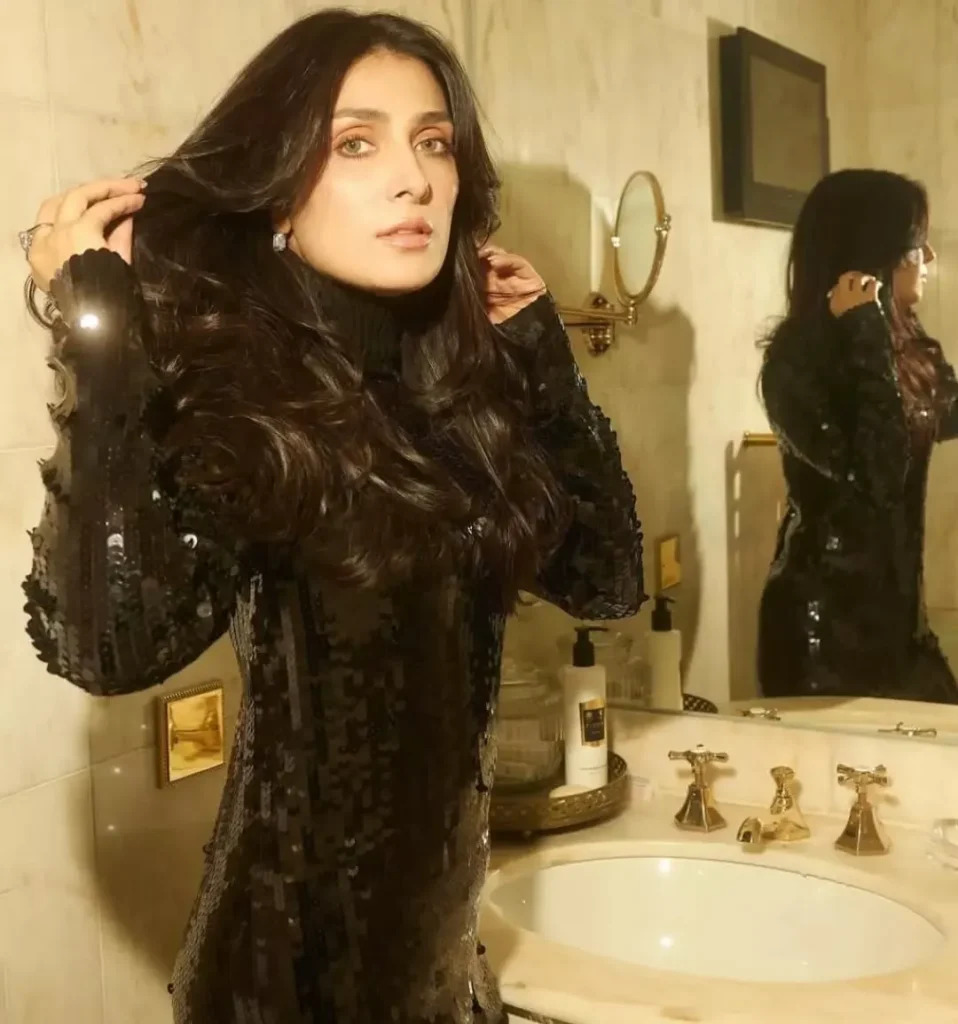 how rich is ayeza khan