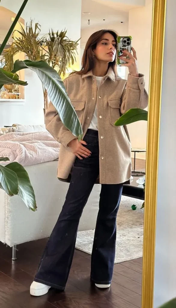 iqra aziz height in feet