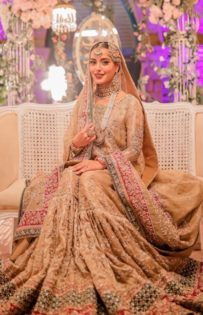 iqra aziz wedding dress