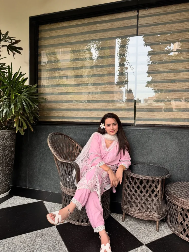 jyotika dilaik net worth