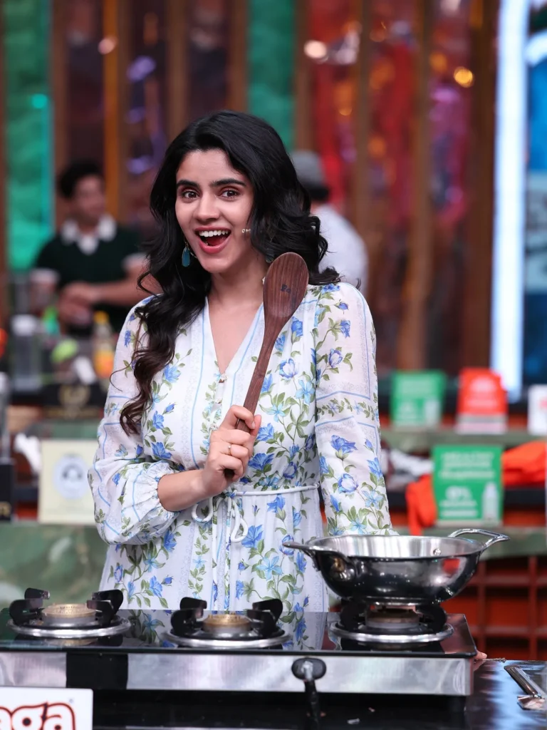 bigg boss soundariya nanjundan age