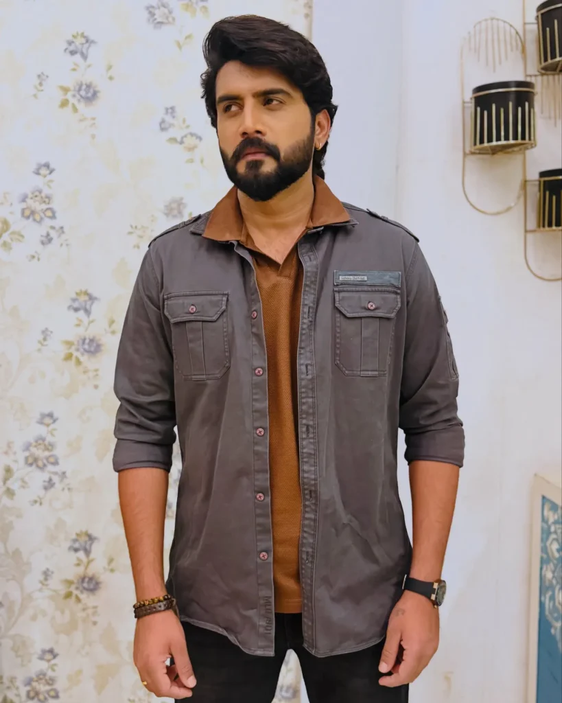 nikhil maliyakkal date of birth year