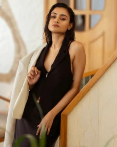 janki bodiwala age 2025 